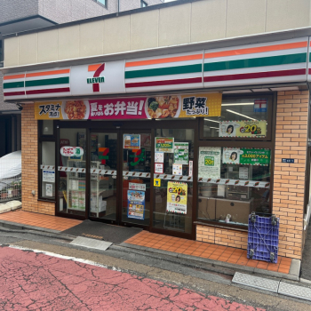 セブンイレブン　北区滝野川２丁目店